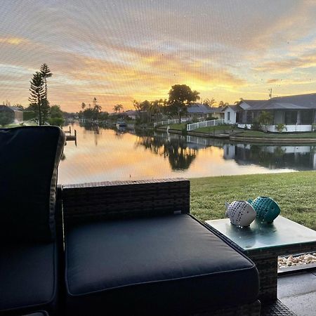 Serenity Waterfront Villa With King Suite, Private Pool, Great Lanai Enclosure And Long Water Views Cape Coral Ngoại thất bức ảnh