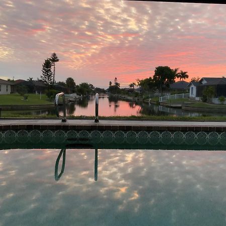 Serenity Waterfront Villa With King Suite, Private Pool, Great Lanai Enclosure And Long Water Views Cape Coral Ngoại thất bức ảnh