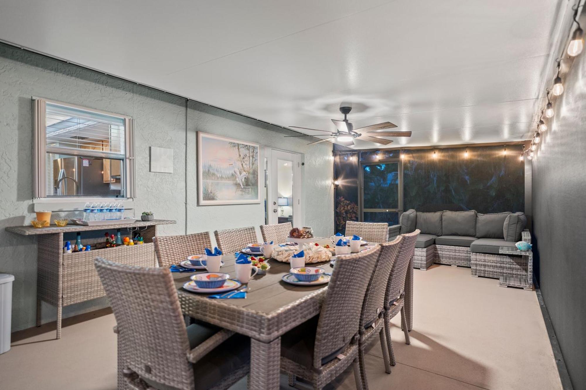 Serenity Waterfront Villa With King Suite, Private Pool, Great Lanai Enclosure And Long Water Views Cape Coral Ngoại thất bức ảnh